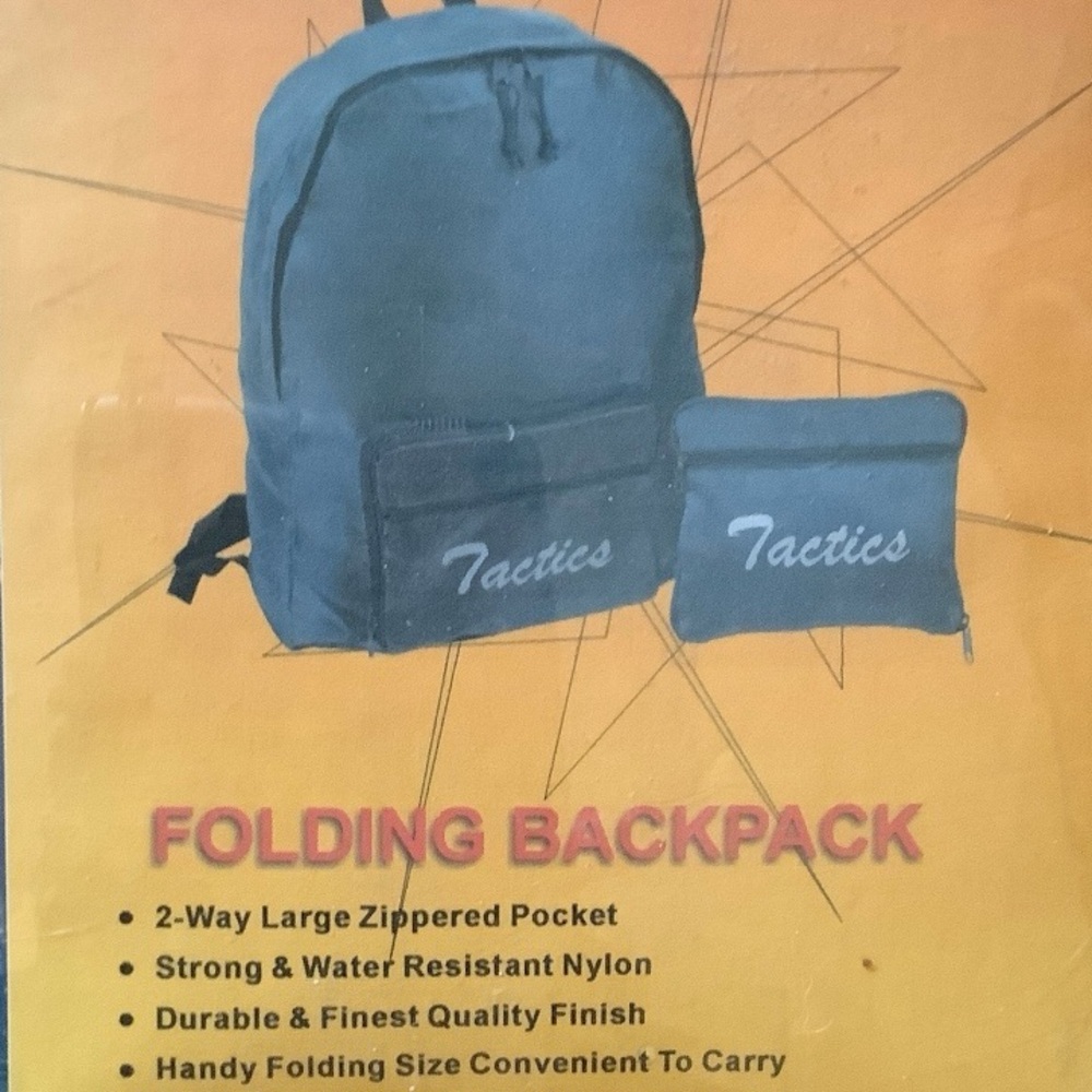 Folding backpack, 2-way Large zippered pocket, Strong and water resistant nylon